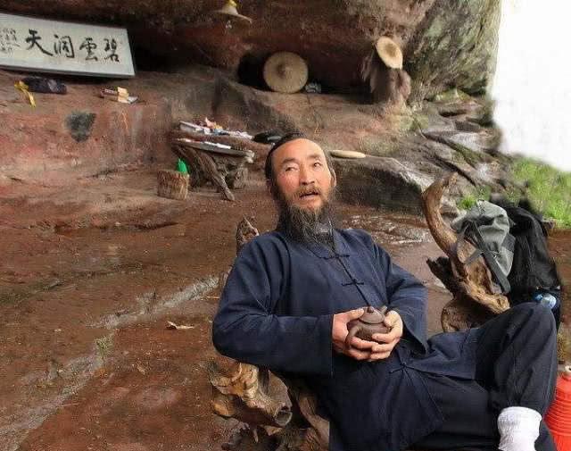 航拍江西九江修河三角联圩合龙段:仍在加高加固堤坝|JDB电子游戏官网(图2) JDB电子